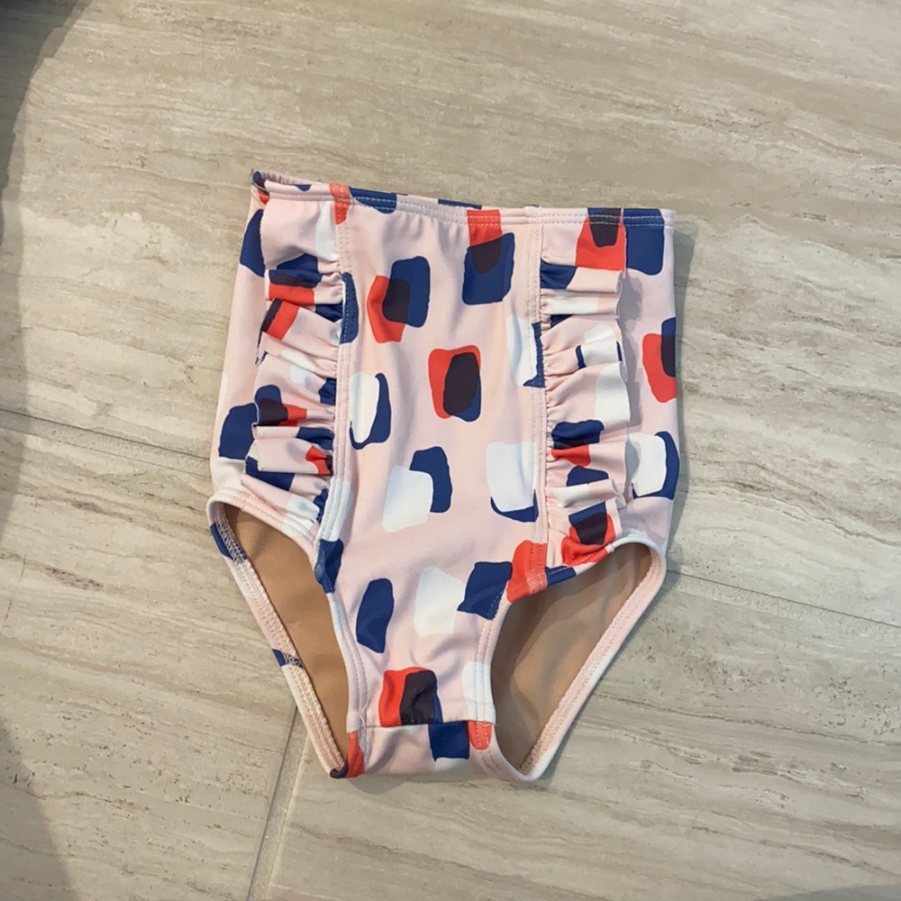 Ruffle bottoms